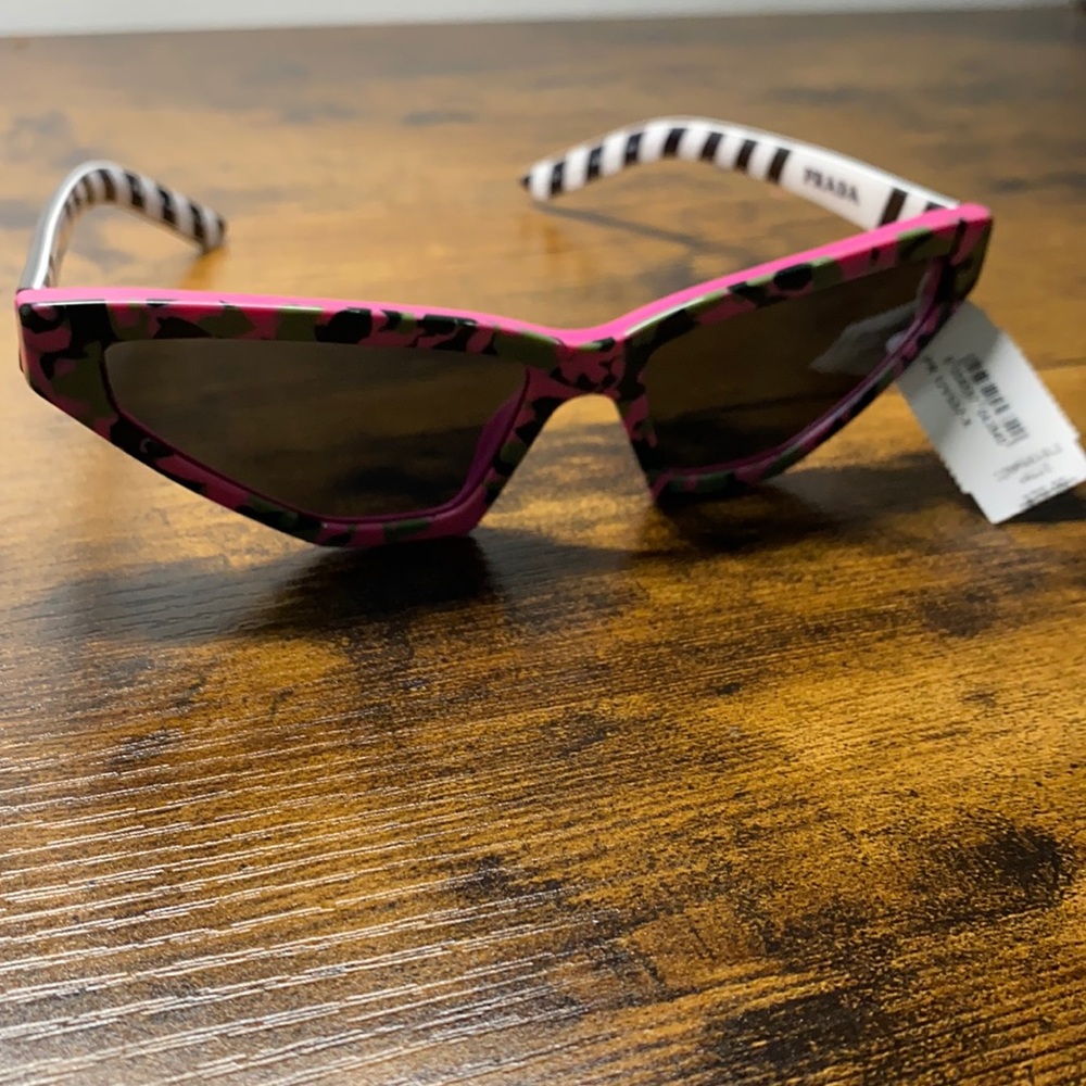 Prada sunglasses new.....never worn.